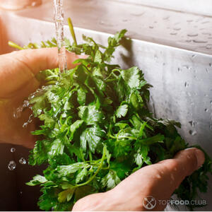 Петрушку мыть