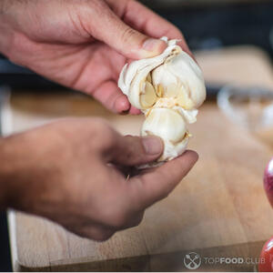 Чеснок очистить