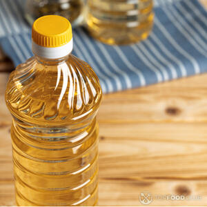 Добавляем растительное масло