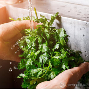 Петрушку мыть