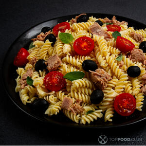 Украшаем базиликом и подаем к столу