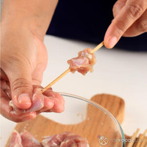 Жарим шашлык