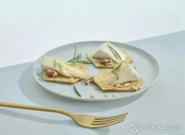 2025-05-19-p6qjdz-2022-11-20-87rhyn-brie-canapes79d4db11371ed9ed8bfacbb24b18551b