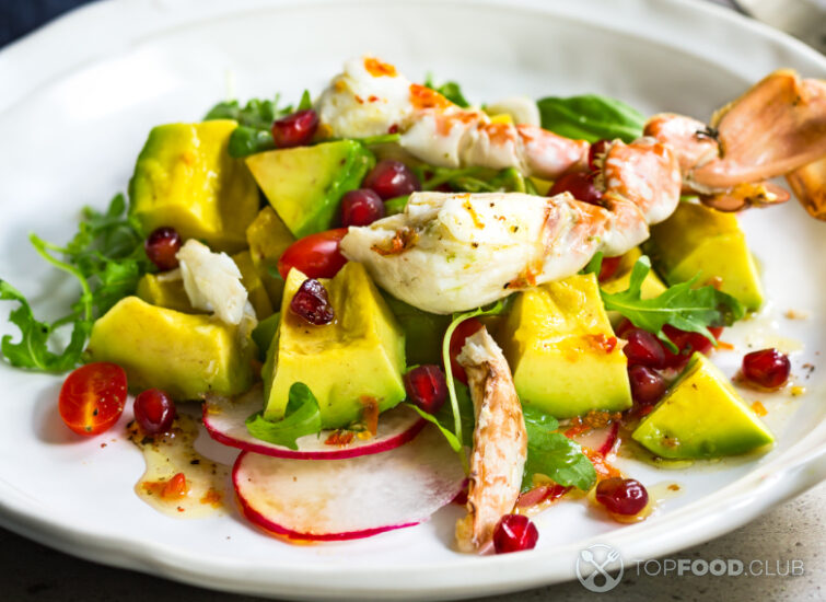 2025-05-26-1ts6v5-crab-with-avocado-rocket-and-pomegranate-salad-by-2024-10-18-17-50-11-utc