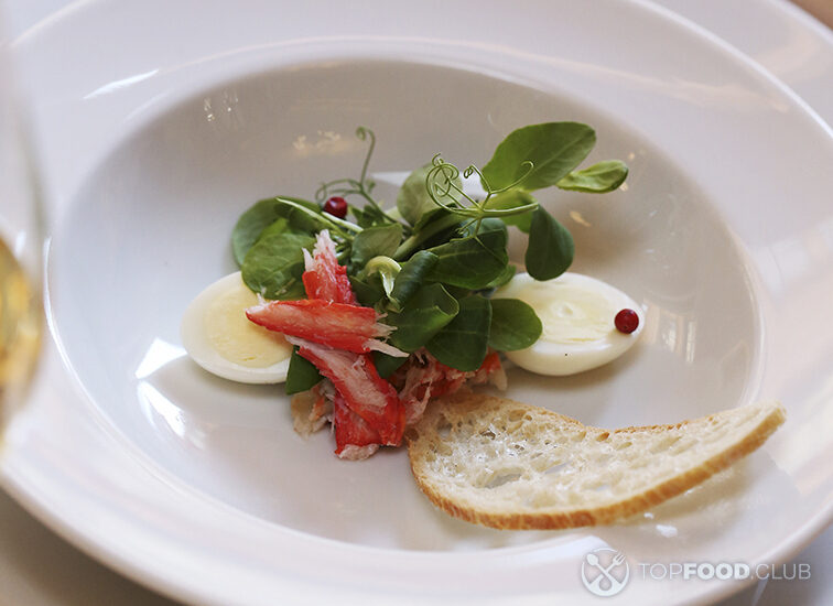 2025-05-26-40i3ab-2022-12-02-o05req-molekulyarny-salat