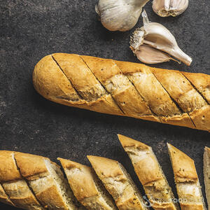 Нарезать багет