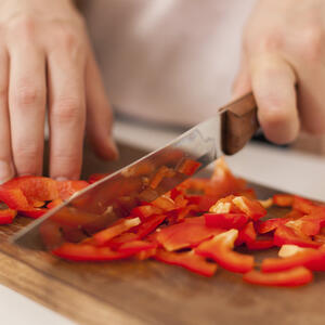 Резать перец