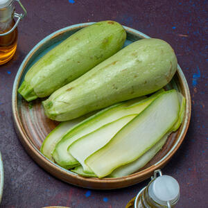 Резать кабачки