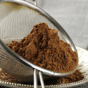 просейте какао