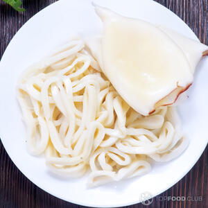 нарезанные вареные кальмары