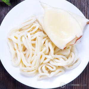 Резать кальмары