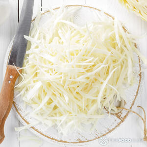 Нарезать капусту