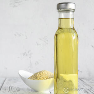 Налить масло