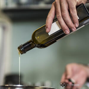 смазываем форму