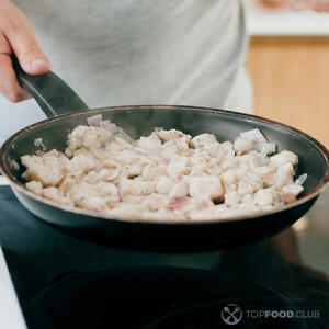 жарим курицу