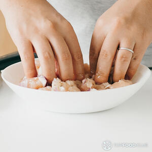 смешать со специями