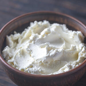 Перебейте творог