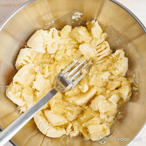 измельчить банан