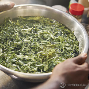 помыть руколу