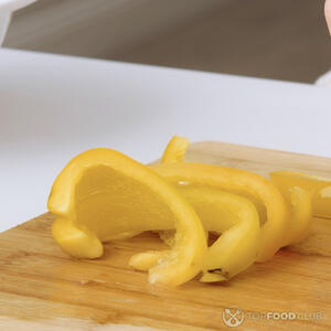 Нарезать перец