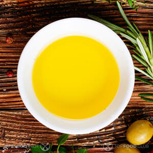 добавьте оливковое масло