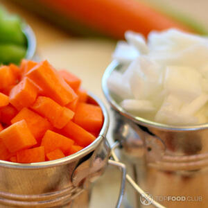 нарезанные овощи