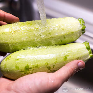 Берем цуккини