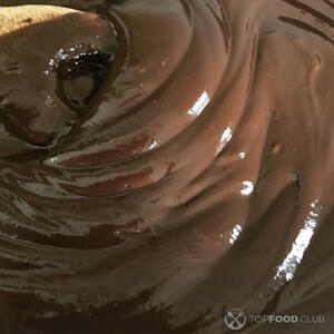 топить шоколад