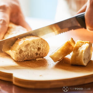 нарезаем багет