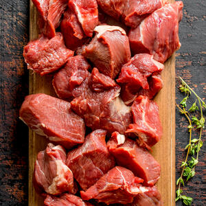 Режем говядину