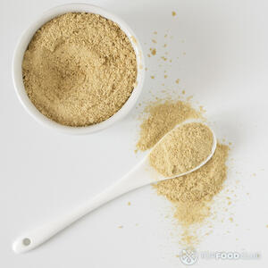 добавляем дрожжи