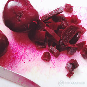 Нарезать кубиком