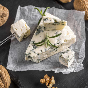 Нарезать сыр