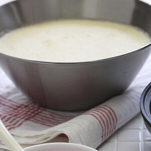 пока тесто не станет однородным