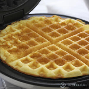 Пожарить вафли