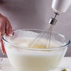 Взбить белки