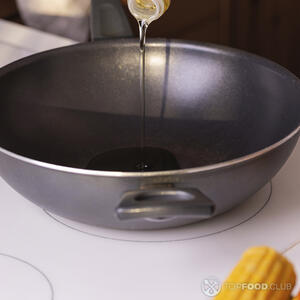 казан с маслом