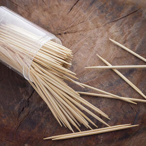 Используйте зубочистки