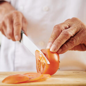 Cut tomatoes into rings