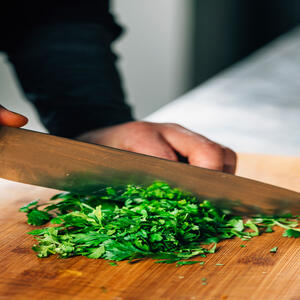 Rinse herbs, finely cut.