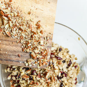 Combine all the dry ingredients.