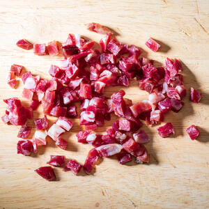 Cut the ham into small pieces