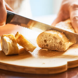 Dip slices of bread in the egg mixture.