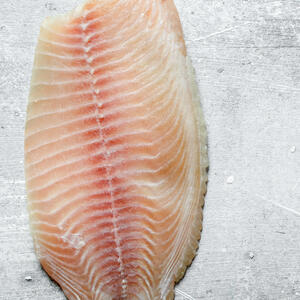 Cut the fish fillet into small pieces.