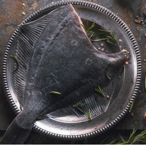 Wash the fish under running water