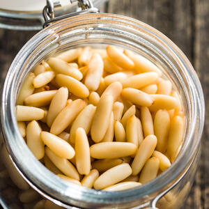 Open the can with vegetable broth.