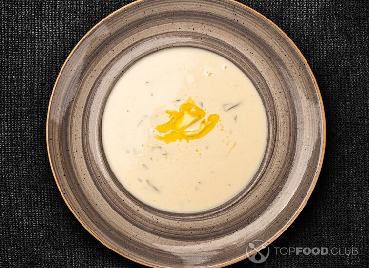 2021-11-25-4vjxe7-potato-soup-with-cheddar-cheese-2021-09-02-10-55-40-utc