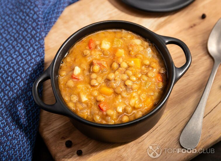 2021-11-25-nv0pa1-traditional-spanish-lentil-soup-2021-08-28-08-44-10-utc