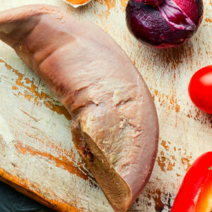 Boil the beef tongue. To cook it well, leave the tongue to soak for 30 minutes in a cold water. In case if you bought it in the farmer’s markets and you need to remove mucus, blood and etc. 