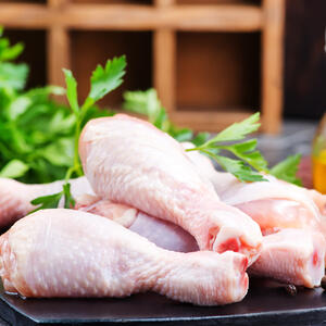 Toss together the chicken thighs oil, 1 tsp salt, garlic and lemon juice in a large bowl. 